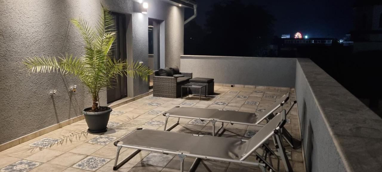 מלון קוסטינסטי Chg Boutique מראה חיצוני תמונה
