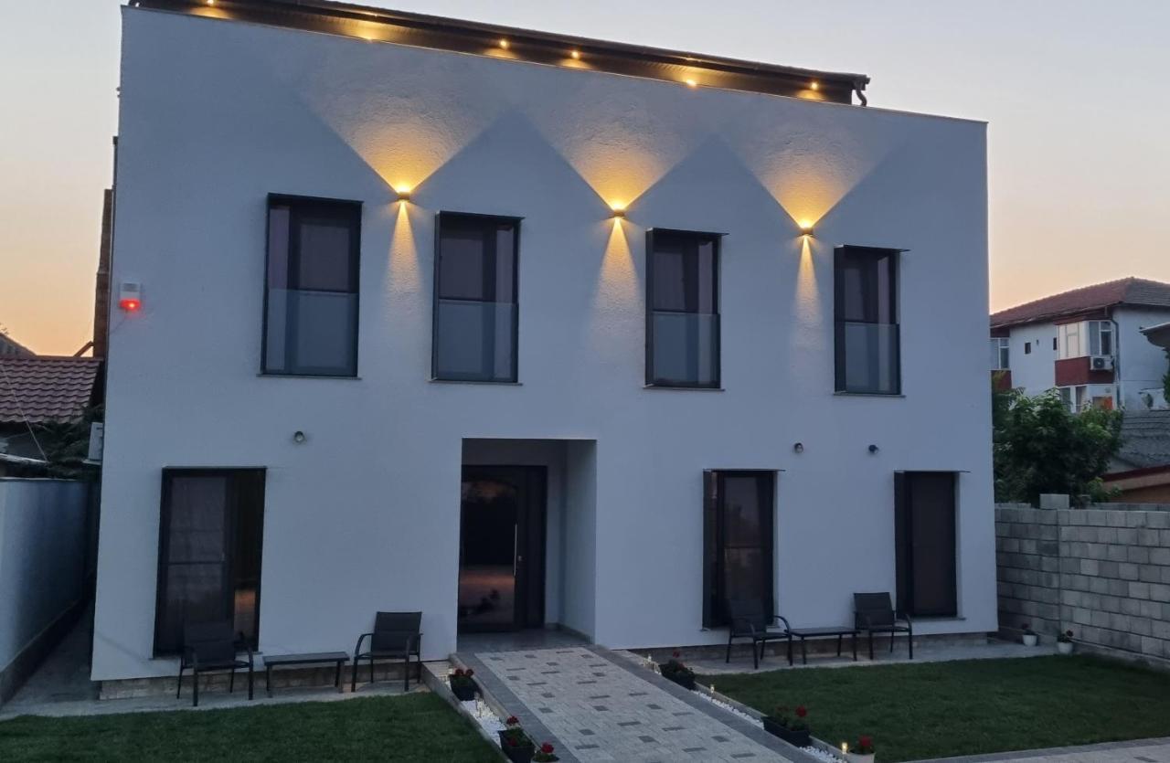 מלון קוסטינסטי Chg Boutique מראה חיצוני תמונה