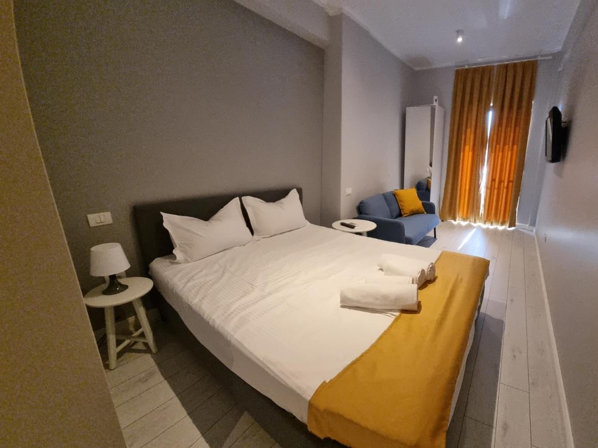 מלון קוסטינסטי Chg Boutique מראה חיצוני תמונה